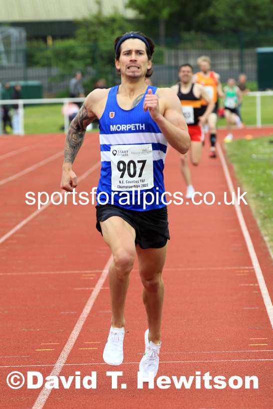 Men and Boys 800 metres, 2022 North Eastern Track and Field Champs., Middlesbrough. David T. Hewitson/Sports for All Pics